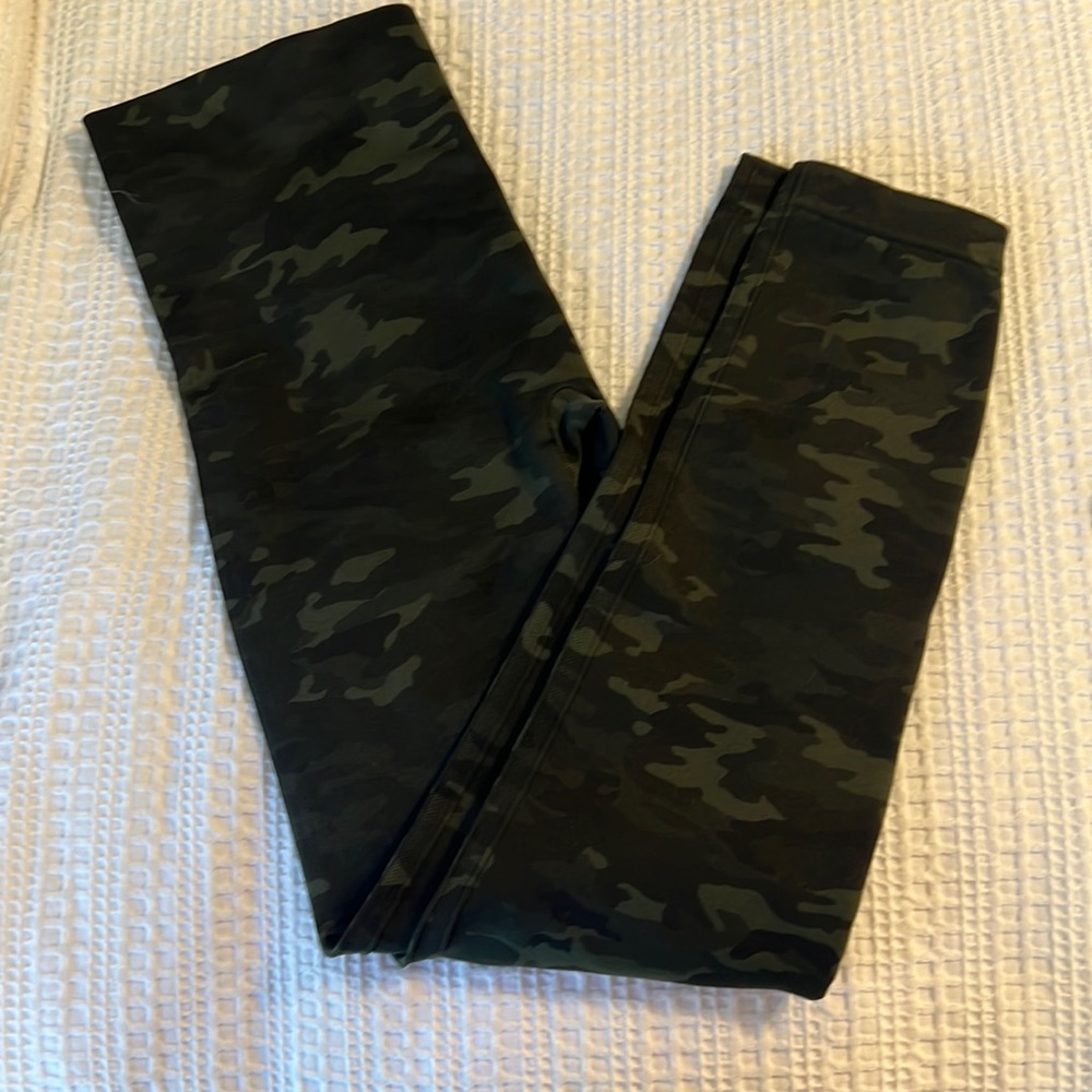 Camo Spanx Leggings